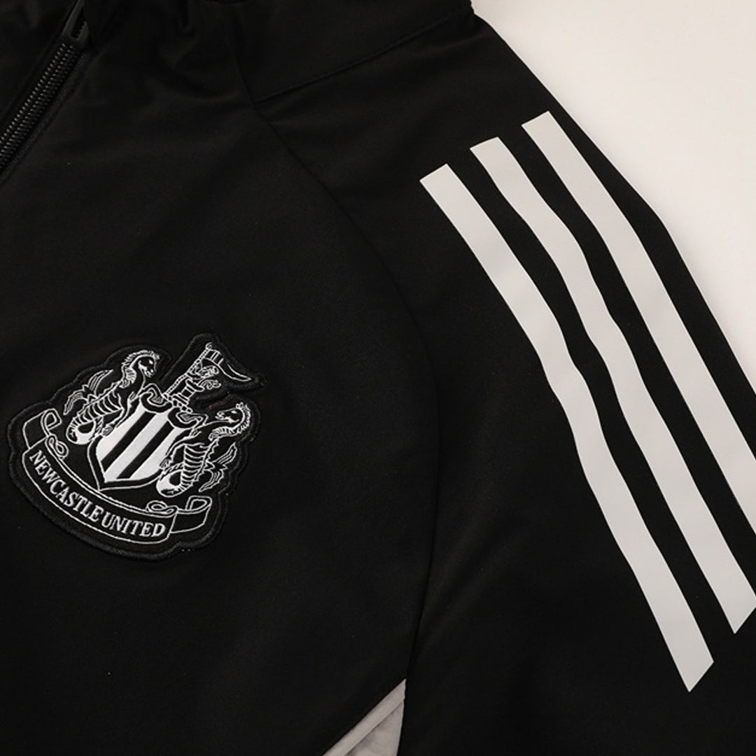 Newcastle United Windbreaker Jacket 2025/26 - Black