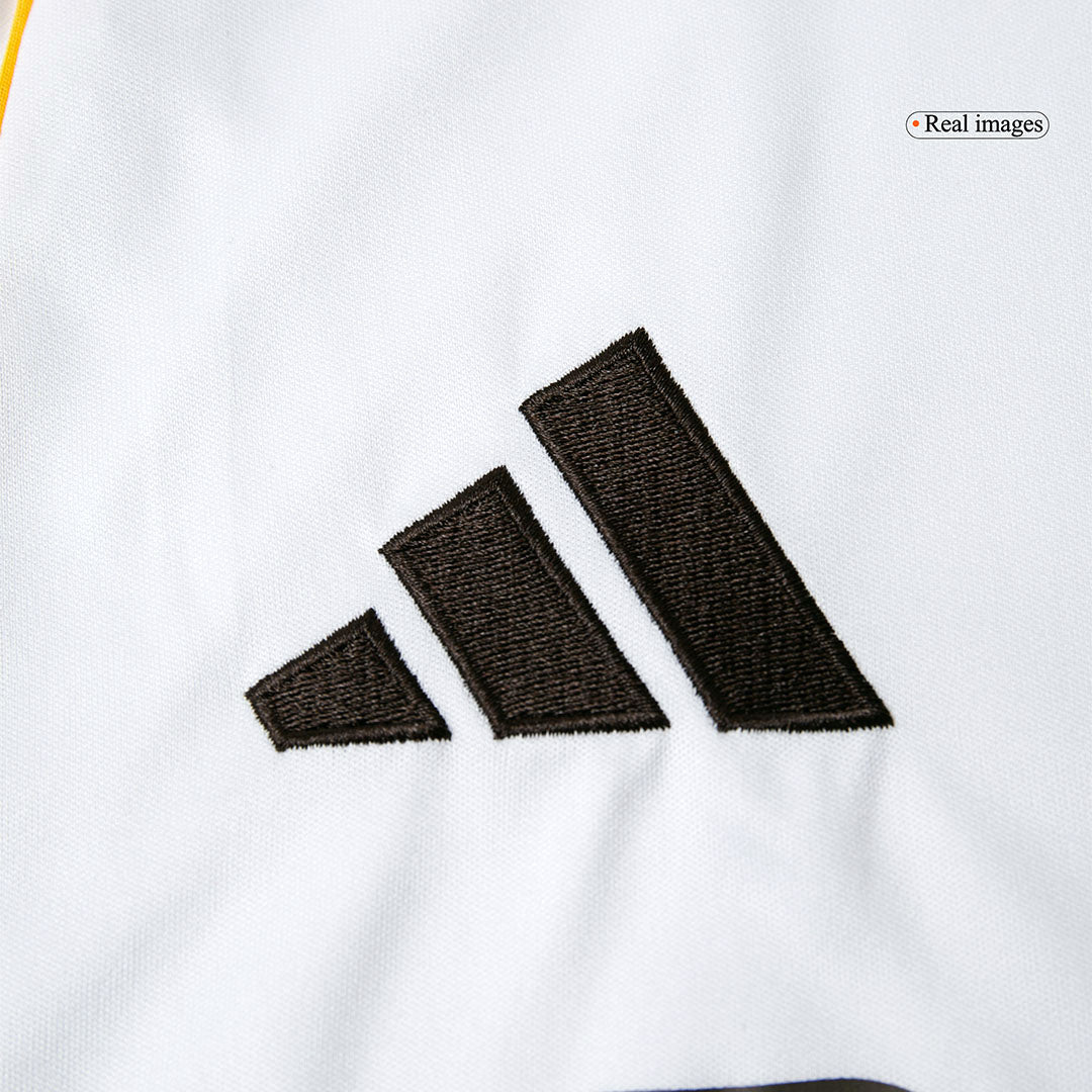 HUIJSEN #24 Real Madrid Home Soccer Jersey 2025/26