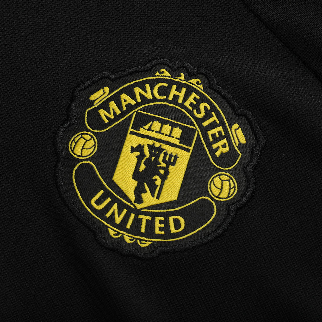 Manchester United 1/4 Zip Tracksuit 2025/26 Black